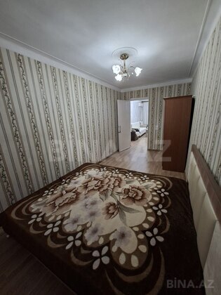 2 otaqlı Köhnə tikili, Neftçilər m., Bakı