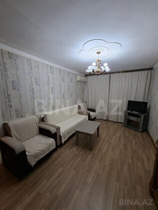 2 otaqlı Köhnə tikili, Neftçilər m., Bakı