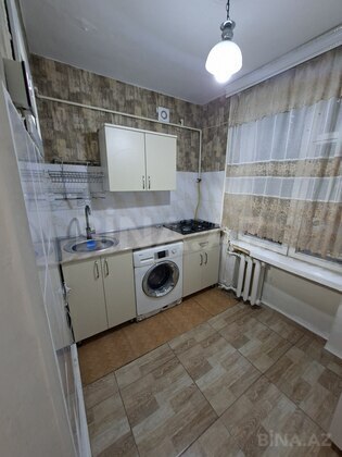 2 otaqlı Köhnə tikili, Neftçilər m., Bakı
