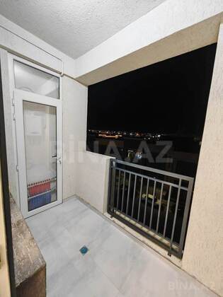 3 otaqlı Yeni tikili, Xırdalan