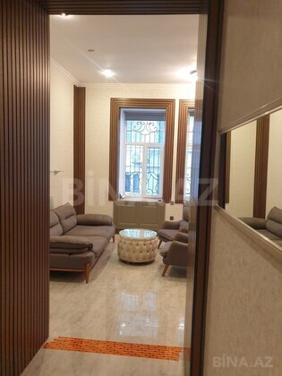 2 otaqlı Köhnə tikili, Sahil m., Bakı