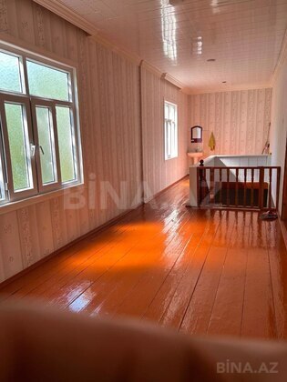 5 otaqlı Həyət evi/Bağ evi, Ucar