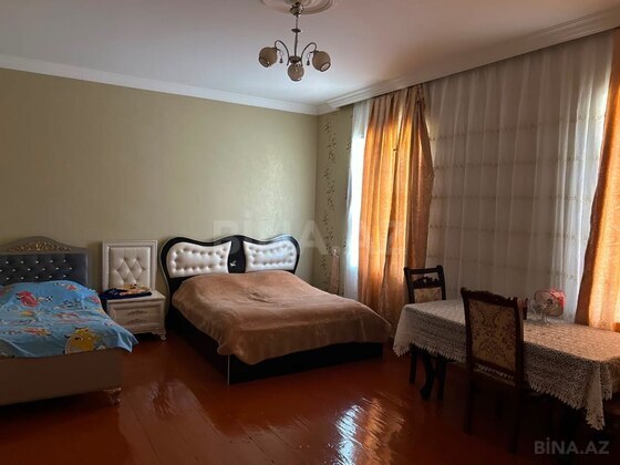 5 otaqlı Həyət evi/Bağ evi, Ucar