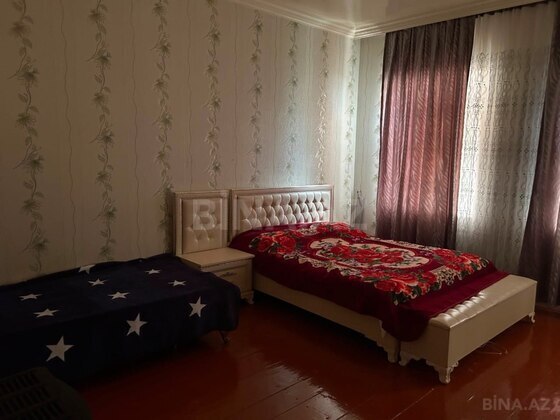 5 otaqlı Həyət evi/Bağ evi, Ucar