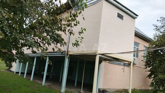 5 otaqlı Həyət evi/Bağ evi, Ucar