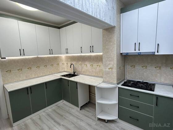 3 otaqlı Köhnə tikili, Həzi Aslanov m., Bakı