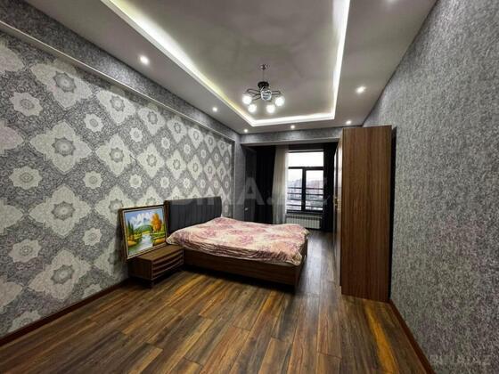 3 otaqlı Yeni tikili, Şah İsmayıl Xətai m., Bakı