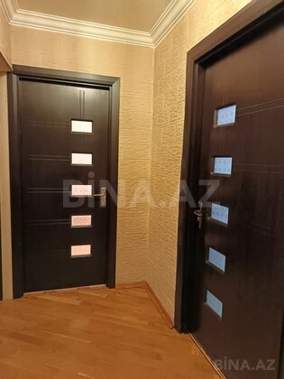 3 otaqlı Köhnə tikili, Həzi Aslanov m., Bakı