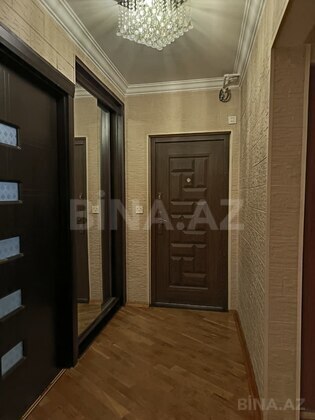 3 otaqlı Köhnə tikili, Həzi Aslanov m., Bakı
