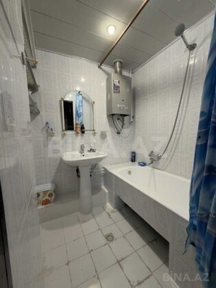 2 otaqlı Köhnə tikili, Neftçilər m., Bakı