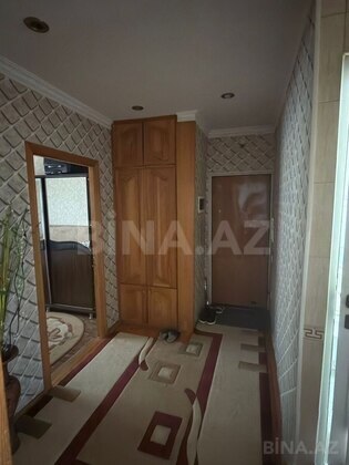 3 otaqlı Köhnə tikili, Həzi Aslanov m., Bakı