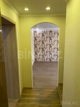3 otaqlı Köhnə tikili, Neftçilər m., Bakı