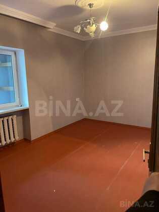2 otaqlı Köhnə tikili, Həzi Aslanov m., Bakı