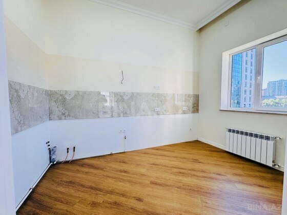 3 otaqlı Köhnə tikili, Sahil m., Bakı