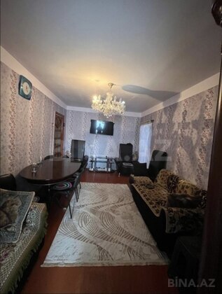 2 otaqlı Köhnə tikili, Neftçilər m., Bakı