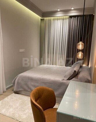 3 otaqlı Yeni tikili, 8 Noyabr m., Bakı