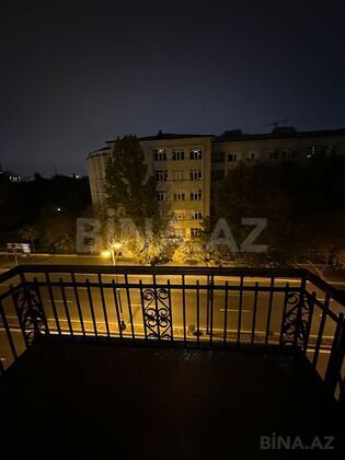 3 otaqlı Köhnə tikili, Nəsimi r., Bakı