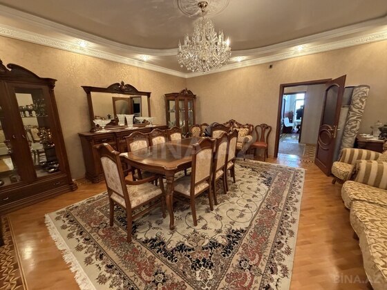4 otaqlı Yeni tikili, Azadlıq Prospekti m., Bakı