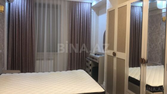 3 otaqlı Yeni tikili, 28 May m., Bakı