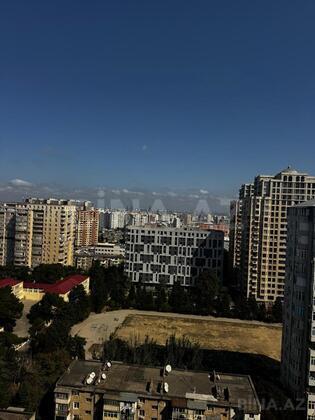 3 otaqlı Yeni tikili, İnşaatçılar m., Bakı