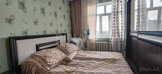 3 otaqlı Köhnə tikili, Həzi Aslanov m., Bakı