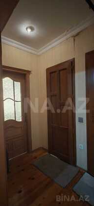 3 otaqlı Köhnə tikili, Həzi Aslanov m., Bakı
