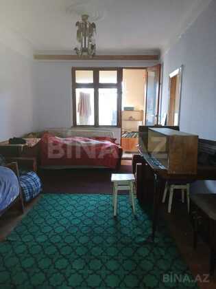 2 otaqlı Köhnə tikili, Memar Əcəmi m., Bakı