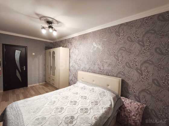 3 otaqlı Köhnə tikili, Qara Qarayev m., Bakı