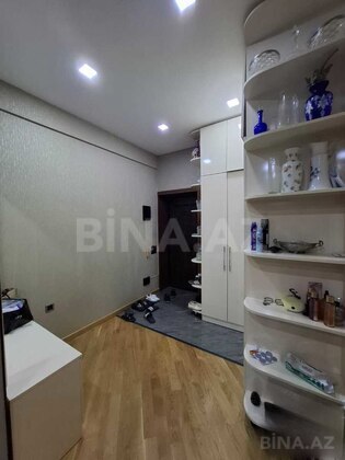 3 otaqlı Yeni tikili, İnşaatçılar m., Bakı