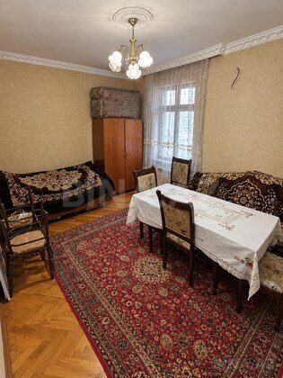 4 otaqlı Köhnə tikili, Azadlıq Prospekti m., Bakı
