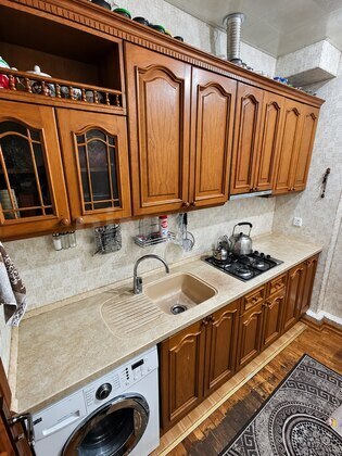 4 otaqlı Köhnə tikili, Azadlıq Prospekti m., Bakı