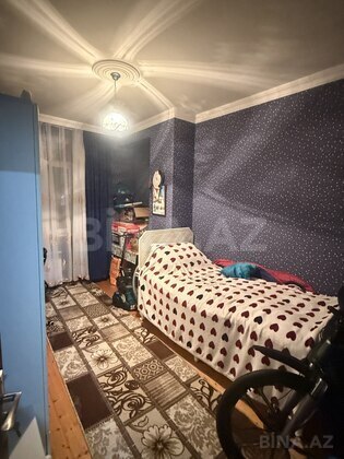 3 otaqlı Yeni tikili, Xırdalan