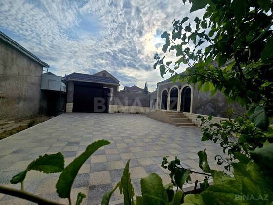 4 otaqlı Həyət evi/Bağ evi, Binə q., Bakı