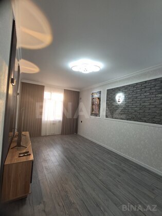 3 otaqlı Köhnə tikili, İnşaatçılar m., Bakı