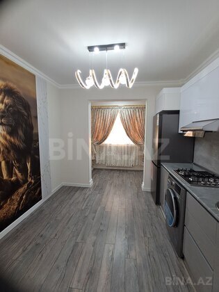 3 otaqlı Köhnə tikili, İnşaatçılar m., Bakı