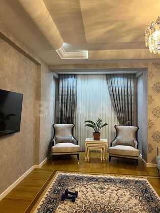 3 otaqlı Yeni tikili, Memar Əcəmi m., Bakı