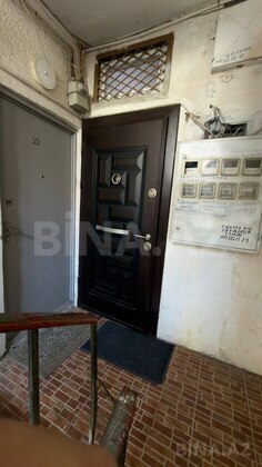 3 otaqlı Köhnə tikili, Memar Əcəmi m., Bakı