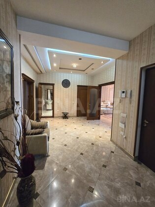 3 otaqlı Yeni tikili, 28 May m., Bakı