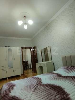 2 otaqlı Köhnə tikili, Memar Əcəmi m., Bakı