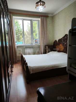 2 otaqlı Köhnə tikili, Xalqlar Dostluğu m., Bakı