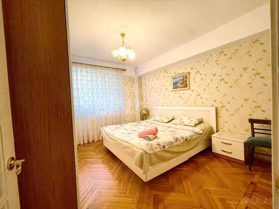 2 otaqlı Köhnə tikili, 28 May m., Bakı