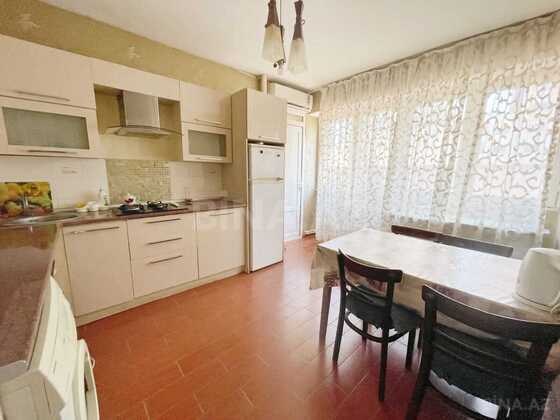 2 otaqlı Köhnə tikili, 28 May m., Bakı