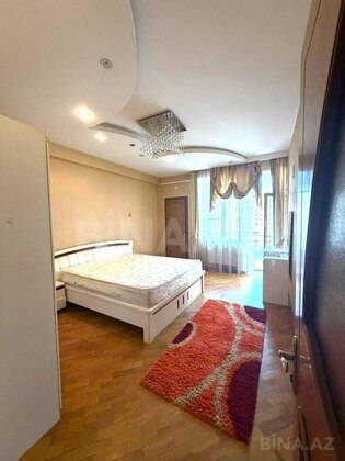 3 otaqlı Yeni tikili, 8 Noyabr m., Bakı