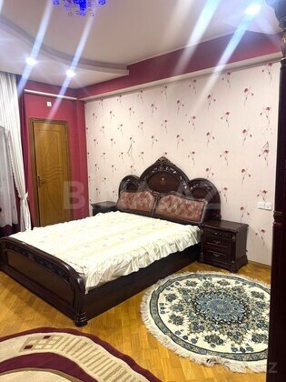 3 otaqlı Yeni tikili, 8 Noyabr m., Bakı