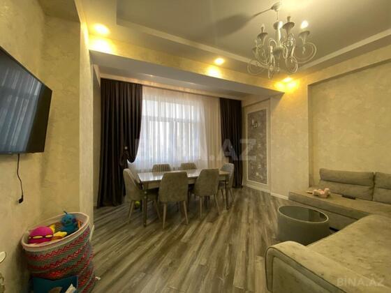 3 otaqlı Yeni tikili, Qara Qarayev m., Bakı