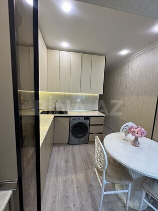 4 otaqlı Köhnə tikili, Həzi Aslanov m., Bakı