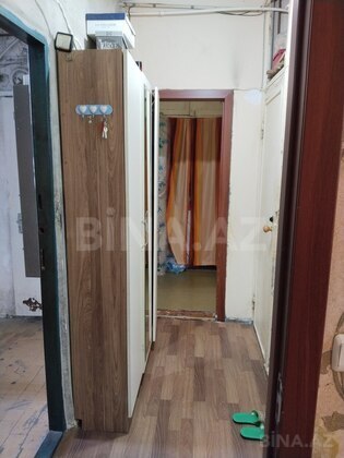 2 otaqlı Köhnə tikili, Memar Əcəmi m., Bakı