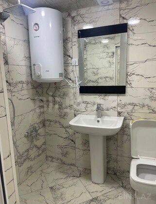 2 otaqlı Köhnə tikili, Neftçilər m., Bakı