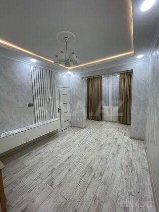 2 otaqlı Köhnə tikili, Memar Əcəmi m., Bakı