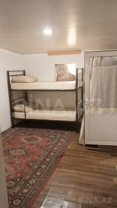 2 otaqlı Köhnə tikili, Elmlər Akademiyası m., Bakı